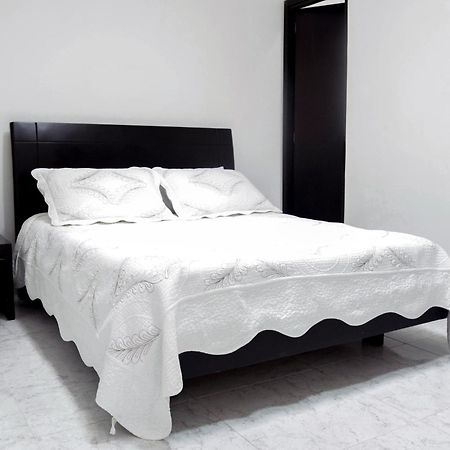 Hotel Madeira Manizales Luaran gambar